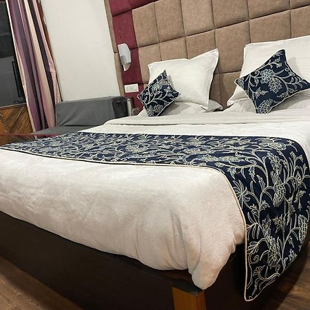 Hotel Senorita Srīnagar Eksteriør bilde