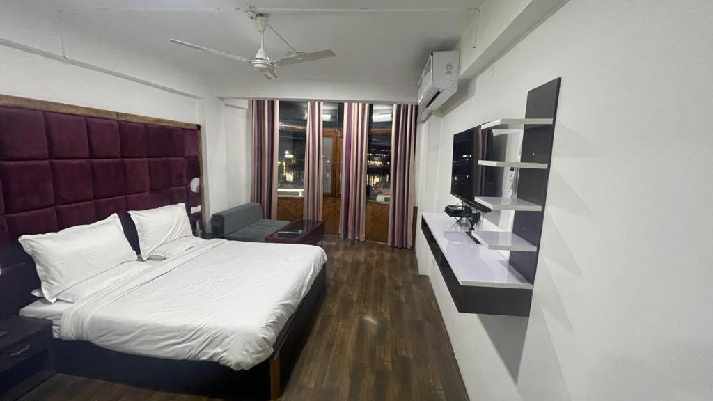 Hotel Senorita Srīnagar Eksteriør bilde