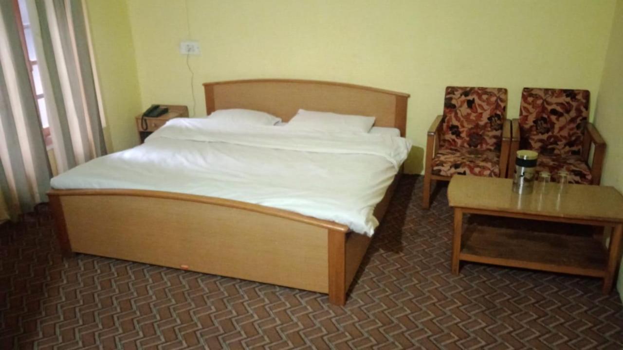 Hotel Senorita Srīnagar Eksteriør bilde